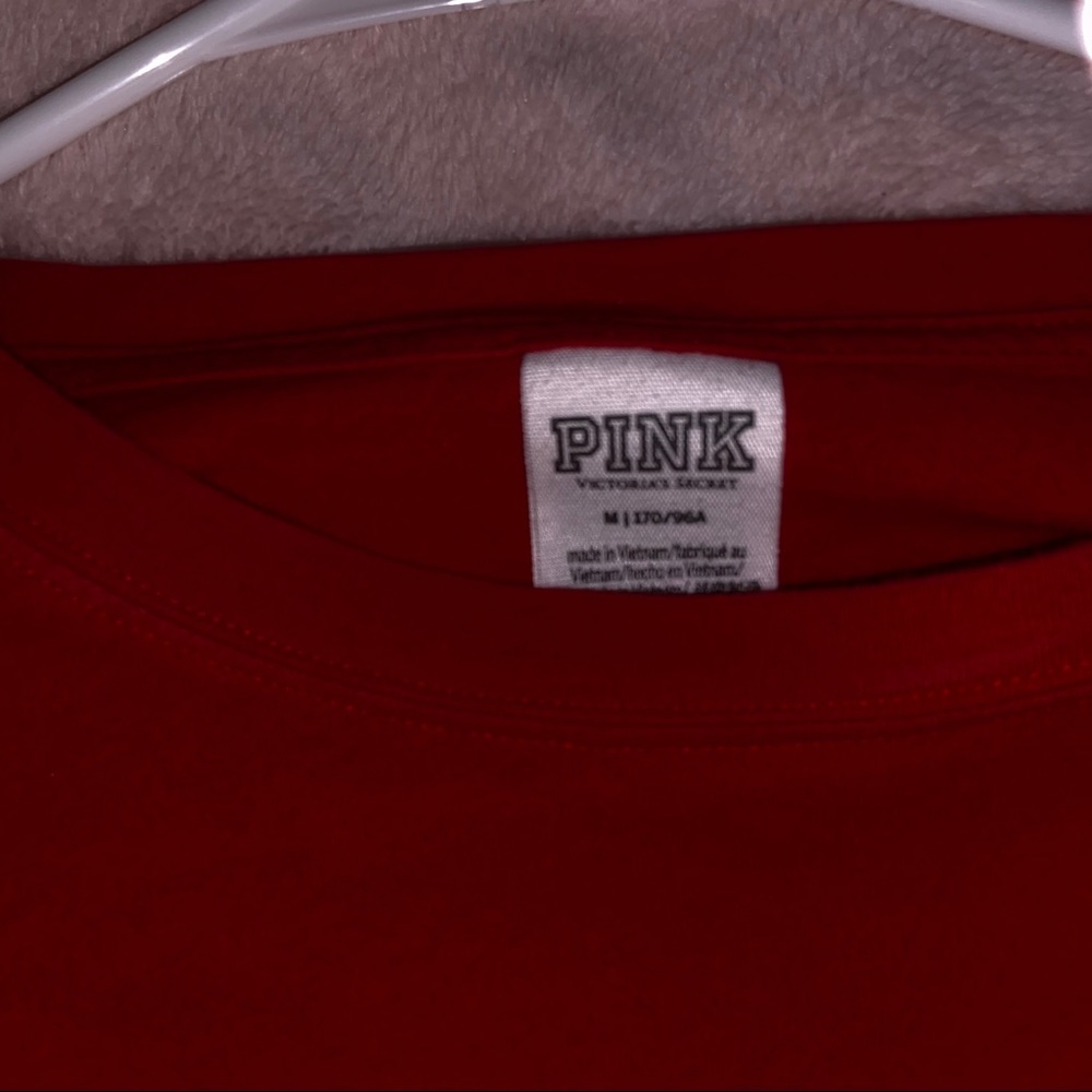 Super cute Victoria’s Secret PINK Longsleeve Tee!